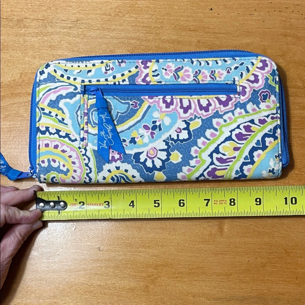 Vera Bradley Travel Organizer Wallet in Capri Blue - Picture 7 of 11